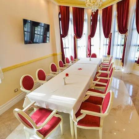 Luani Arte Hotel Szkodra