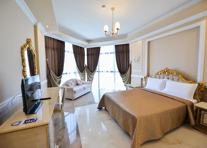 فندق Luani Arte 4*