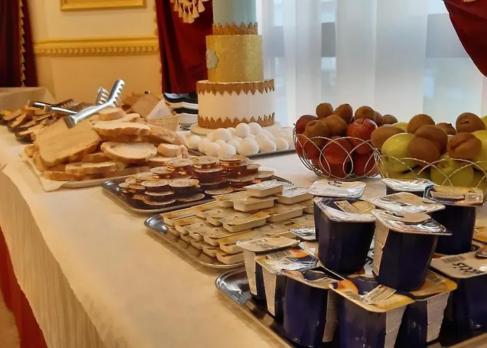 فندق Luani Arte 4*